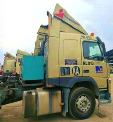 Reefer with Genset Haulage Truck